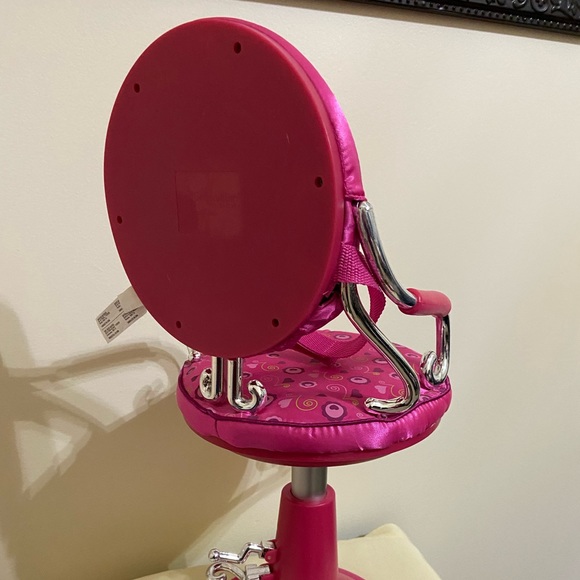 Our Generation Sitting Pretty Salon Chair. Fits American Girl Doll. - Picture 2 of 3
